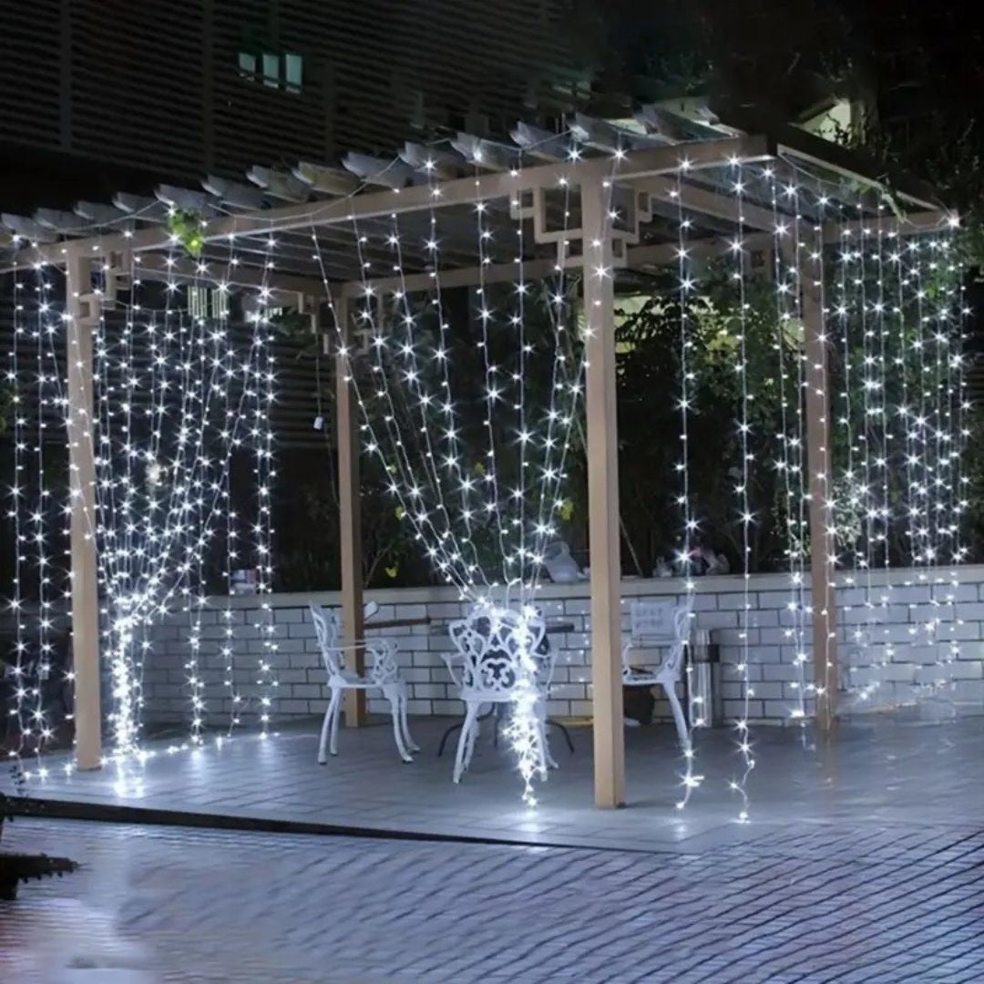 LEDカーテンライト（USBリモコン付き・温かい光）