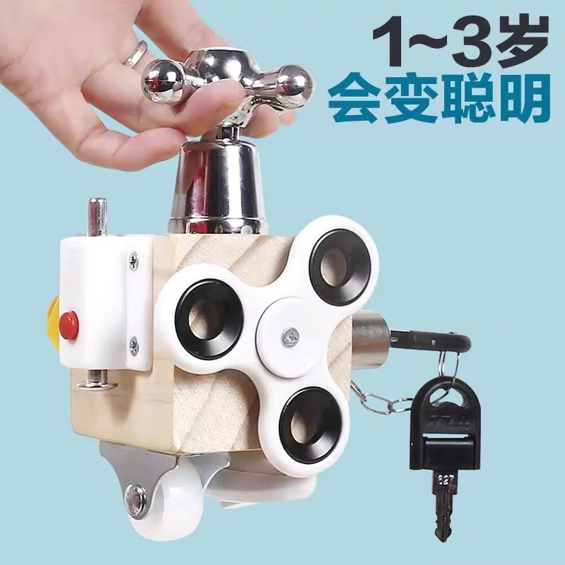 モンテッソーリ 木製ビジーキューブ｜0〜3歳 指先・集中力 知育おもちゃ